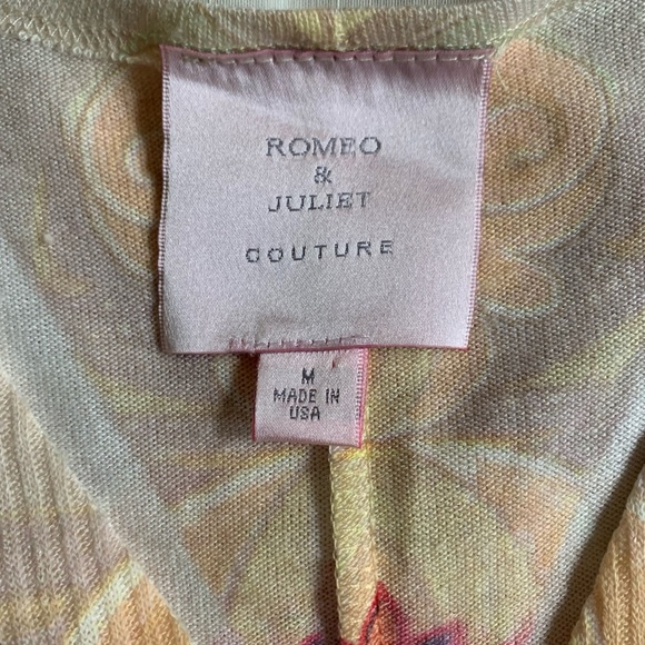 Romeo Juliet couture light weight knit top - Picture 5 of 8